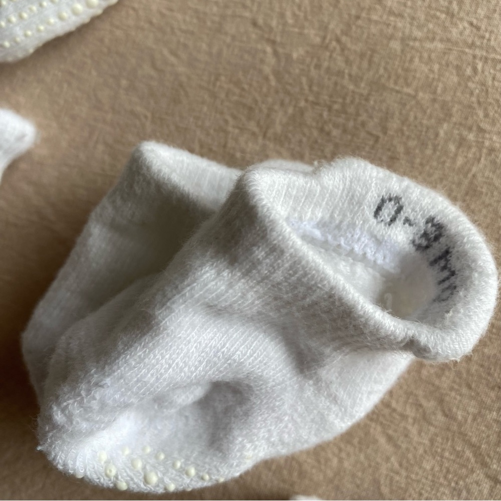 16 piece Baby, Infant Beanie Hat and Sock Bundle Set! 0-3 months Boy or Girl - Picture 7 of 7